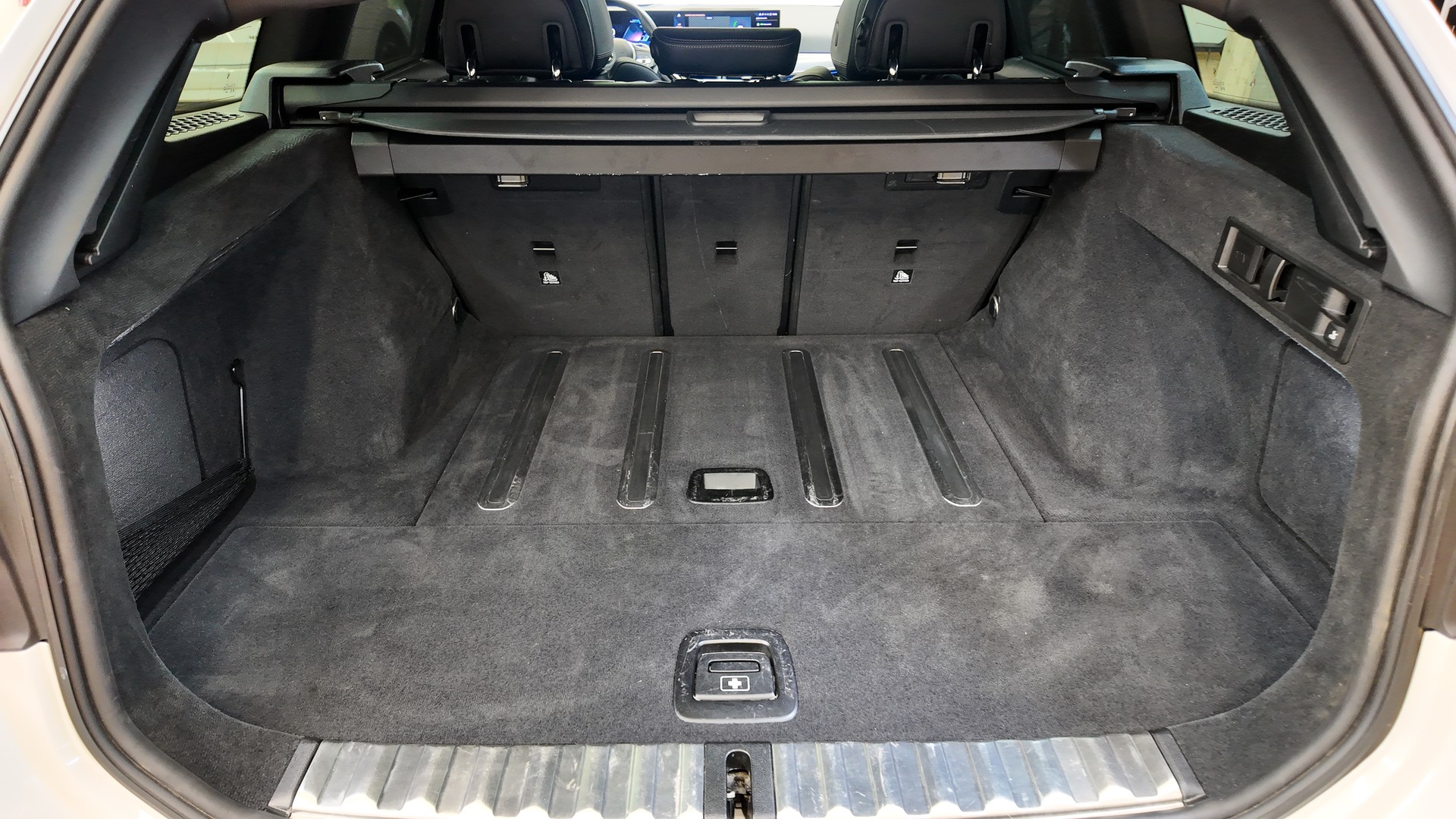BMW 320d xDrive 48V Touring Steptronic-image-20