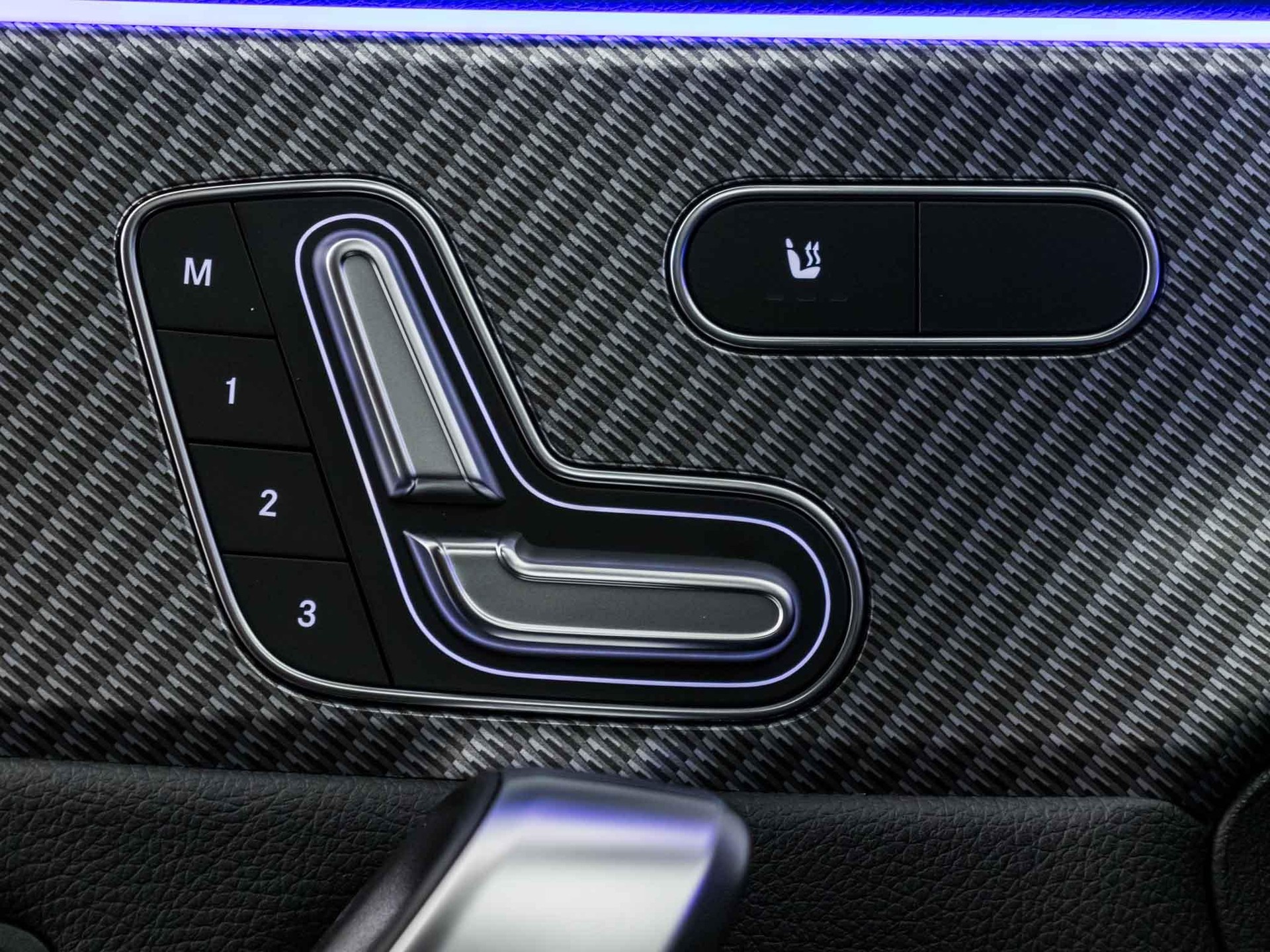 MERCEDES-BENZ A 200 Night Star-image-11