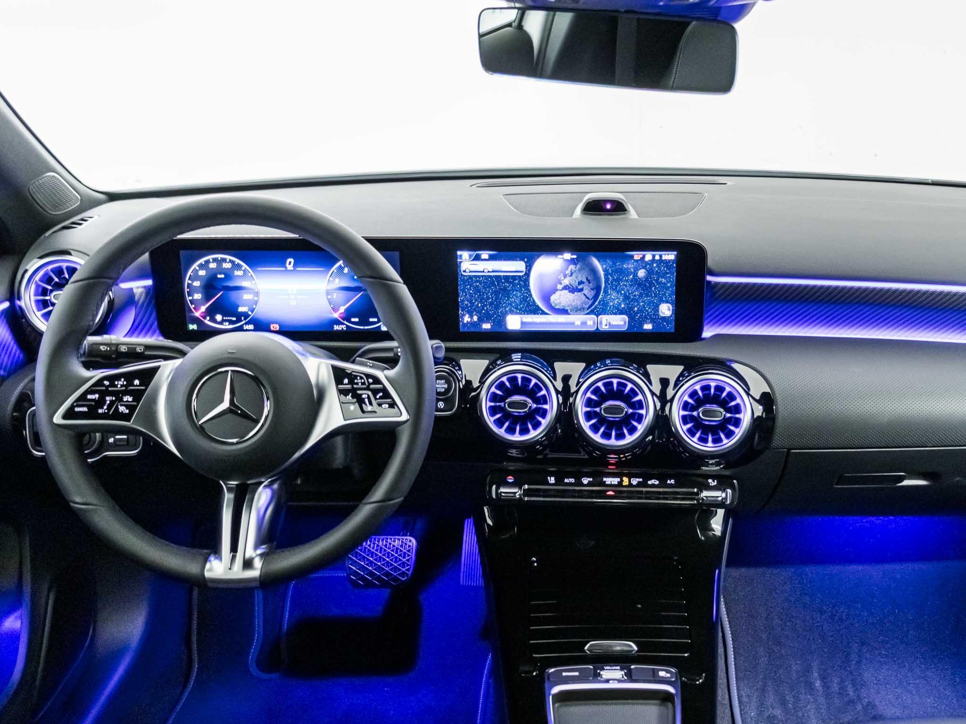 MERCEDES-BENZ A 200 Night Star-image-10