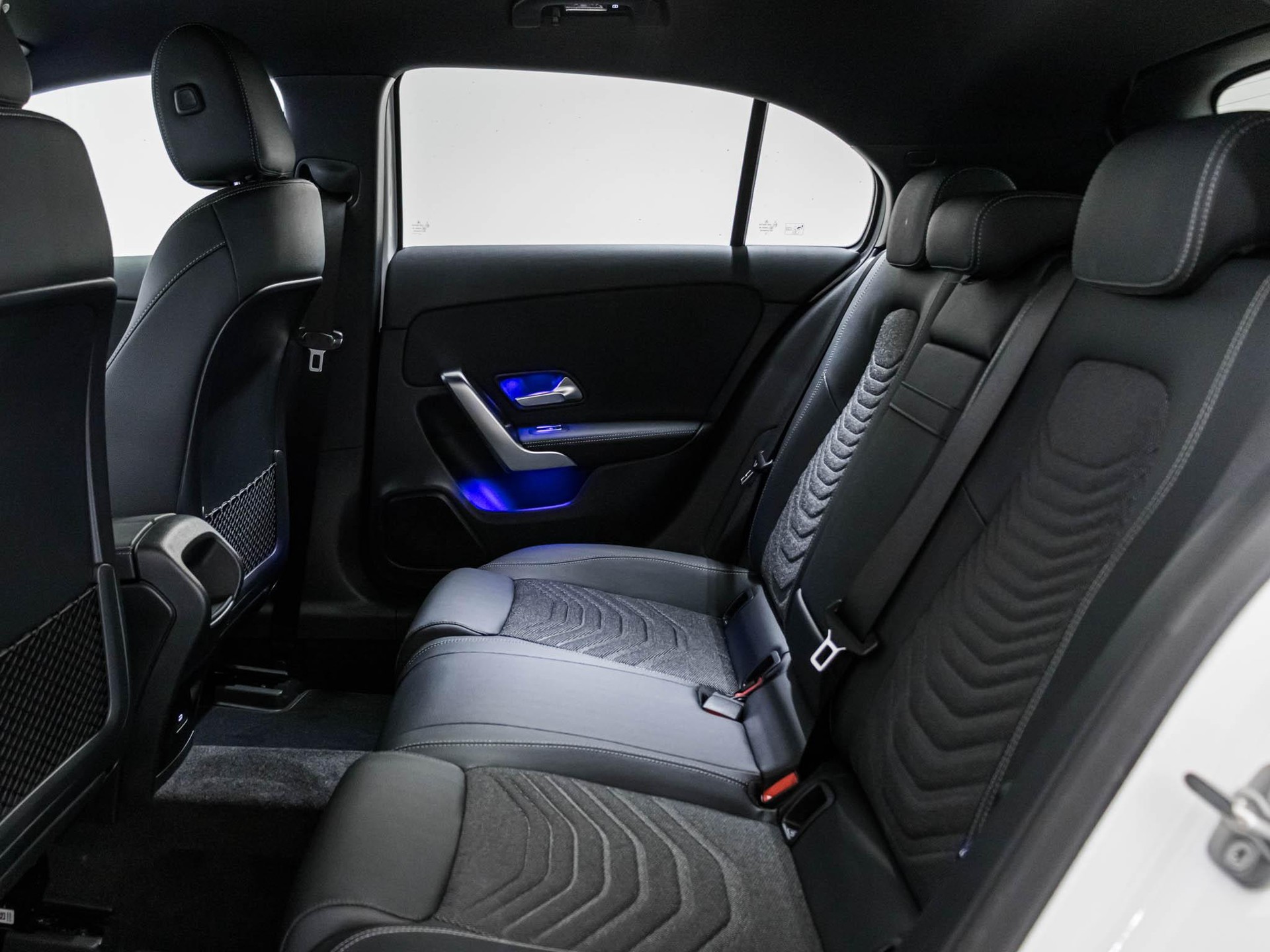 MERCEDES-BENZ A 200 Night Star-image-7