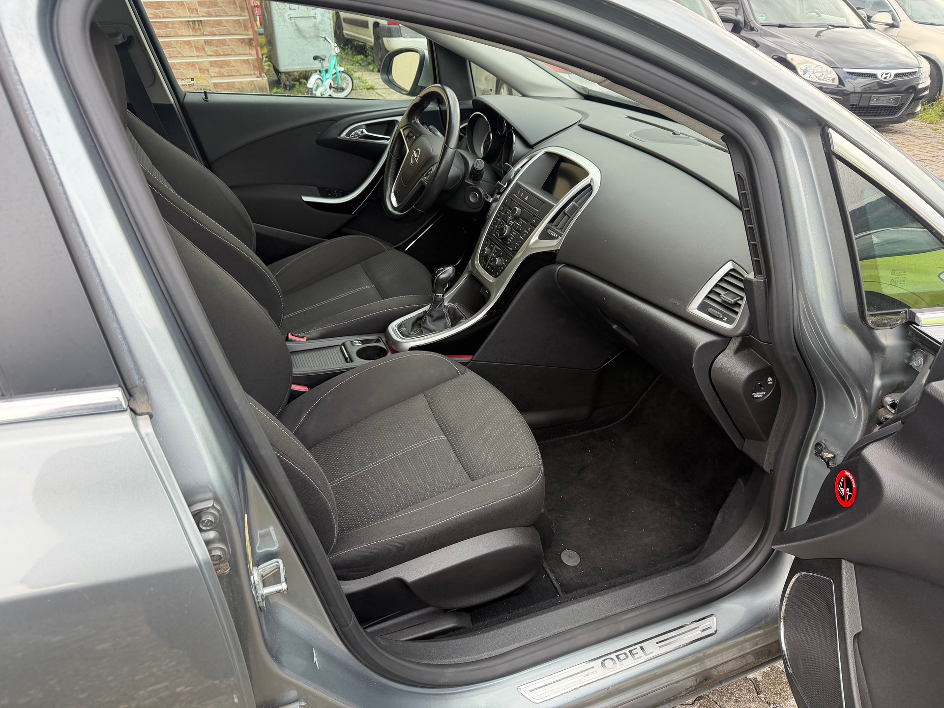 OPEL Astra 1.6i 16V Turbo Enjoy-image-6
