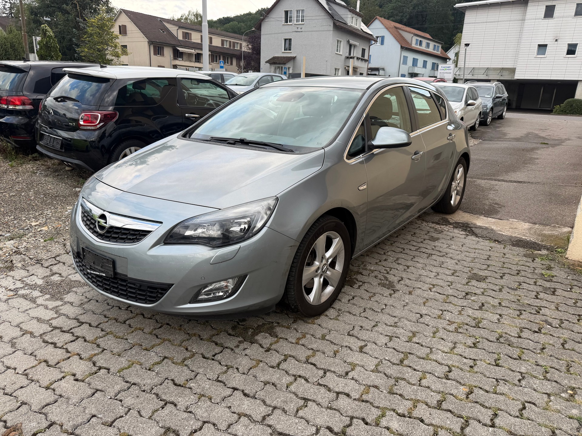 OPEL Astra 1.6i 16V Turbo Enjoy-image-2