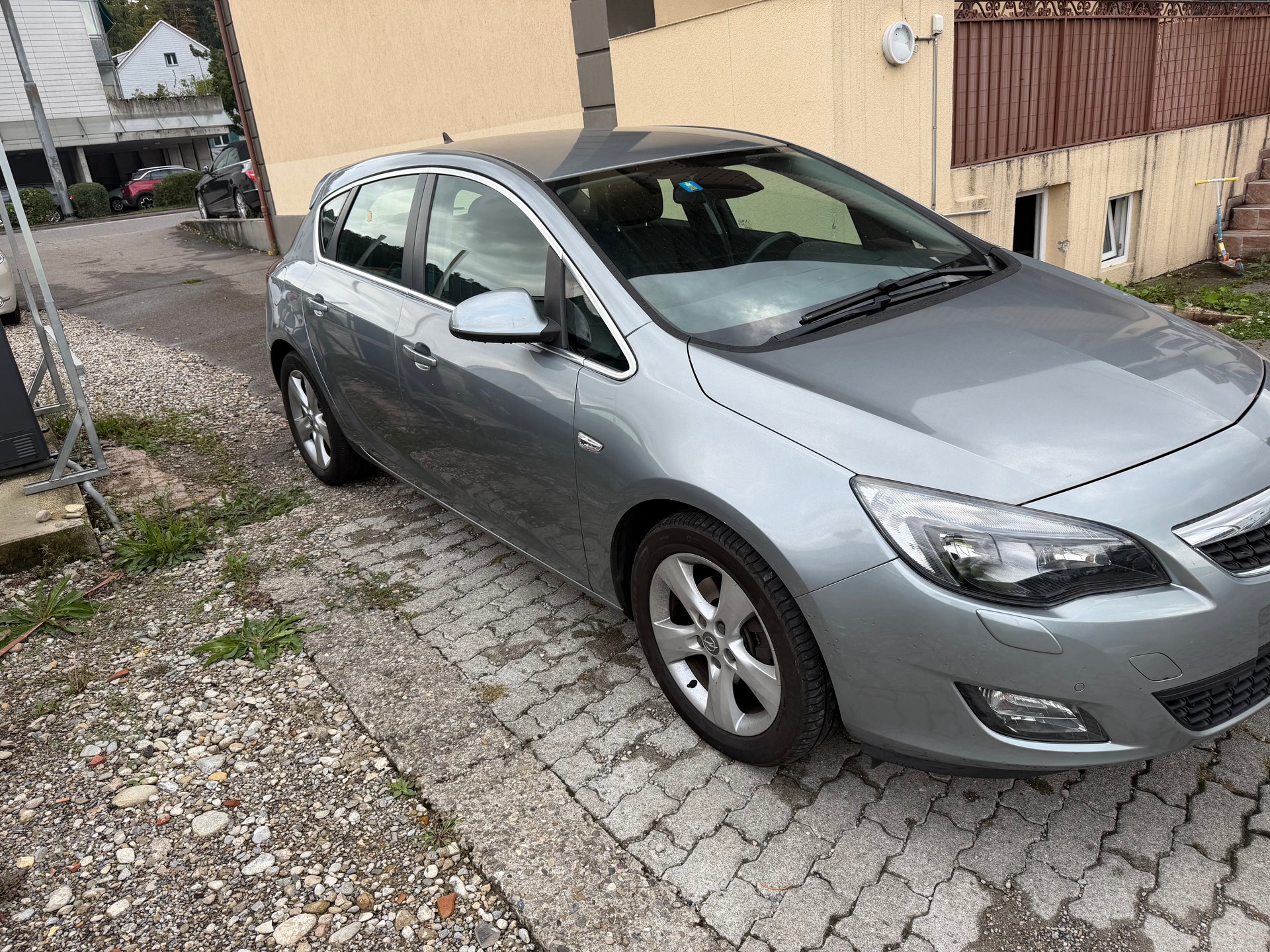 OPEL Astra 1.6i 16V Turbo Enjoy-image-1