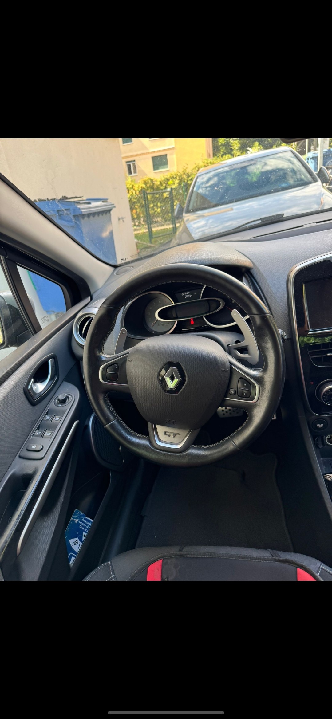 RENAULT Clio 1.2 16V T GT EDC-image-5
