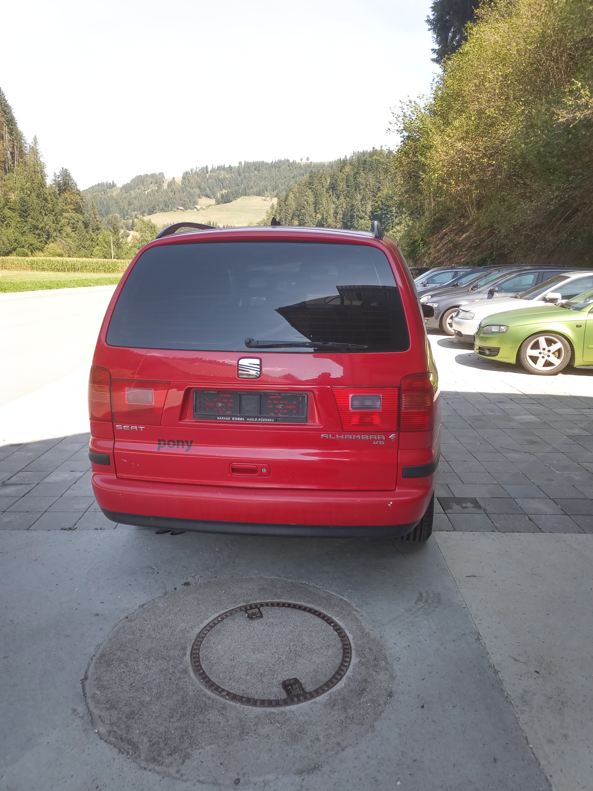 SEAT Alhambra 2.8 VR6 Sport 4x4-image-3