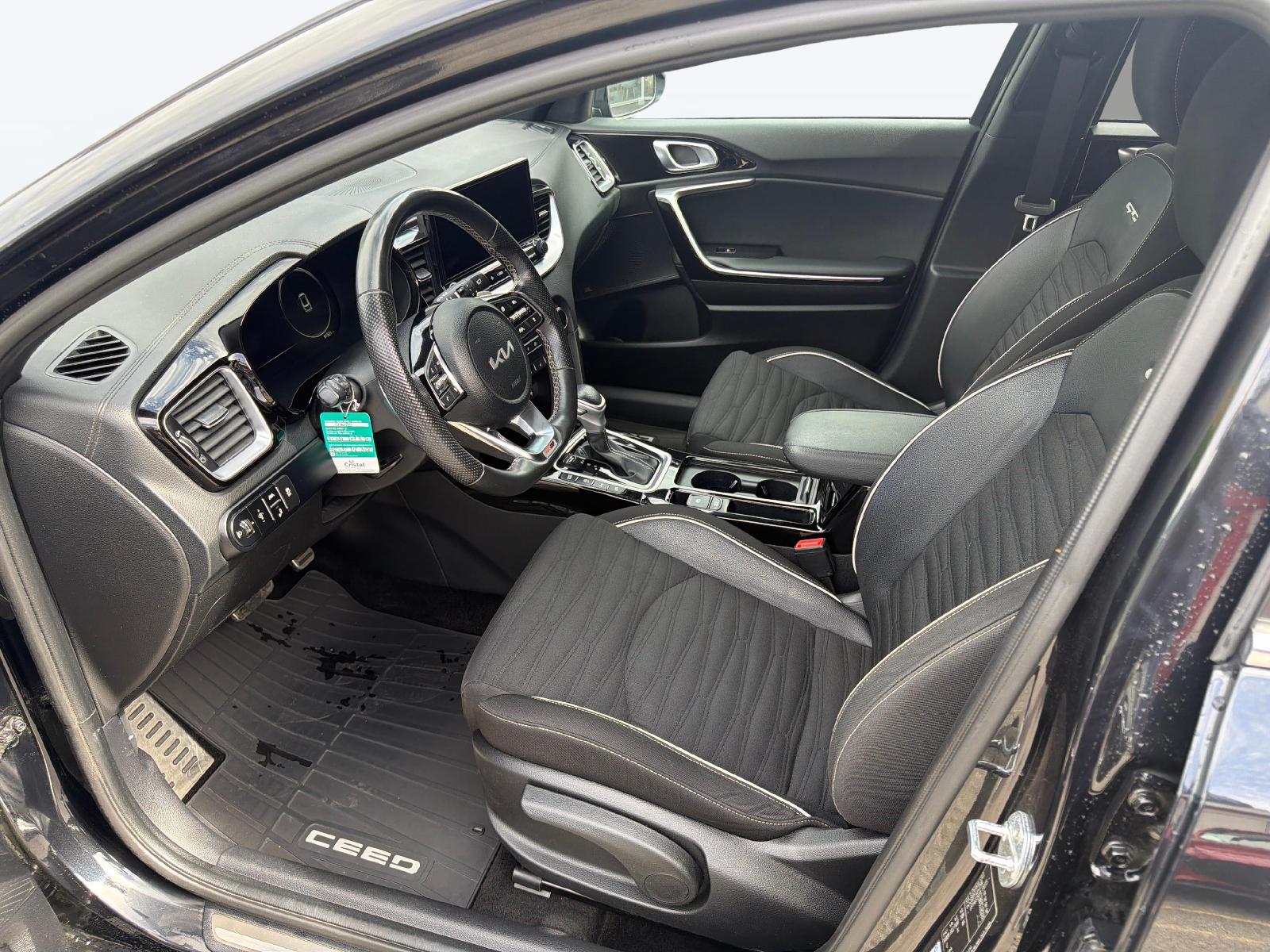 KIA Ceed 1.5 T-GDi MHEV GT-Line-image-9