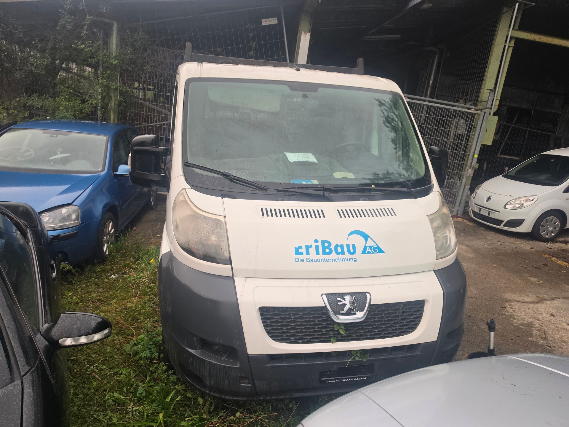 PEUGEOT Boxer 2.2 HDI 335 L2-image-2