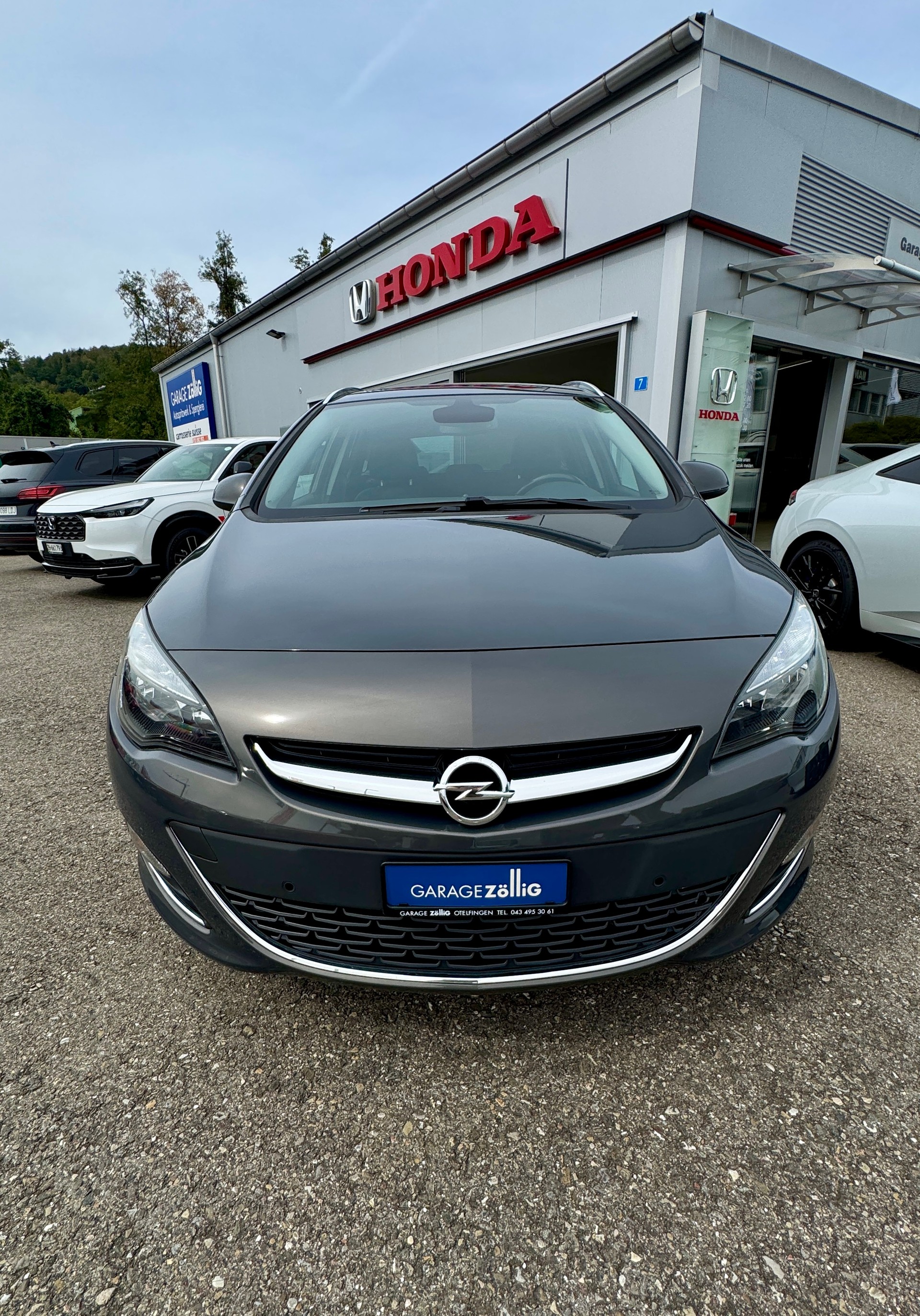 OPEL Astra SportsTourer 1.4i 16V Turbo Cosmo-image-2