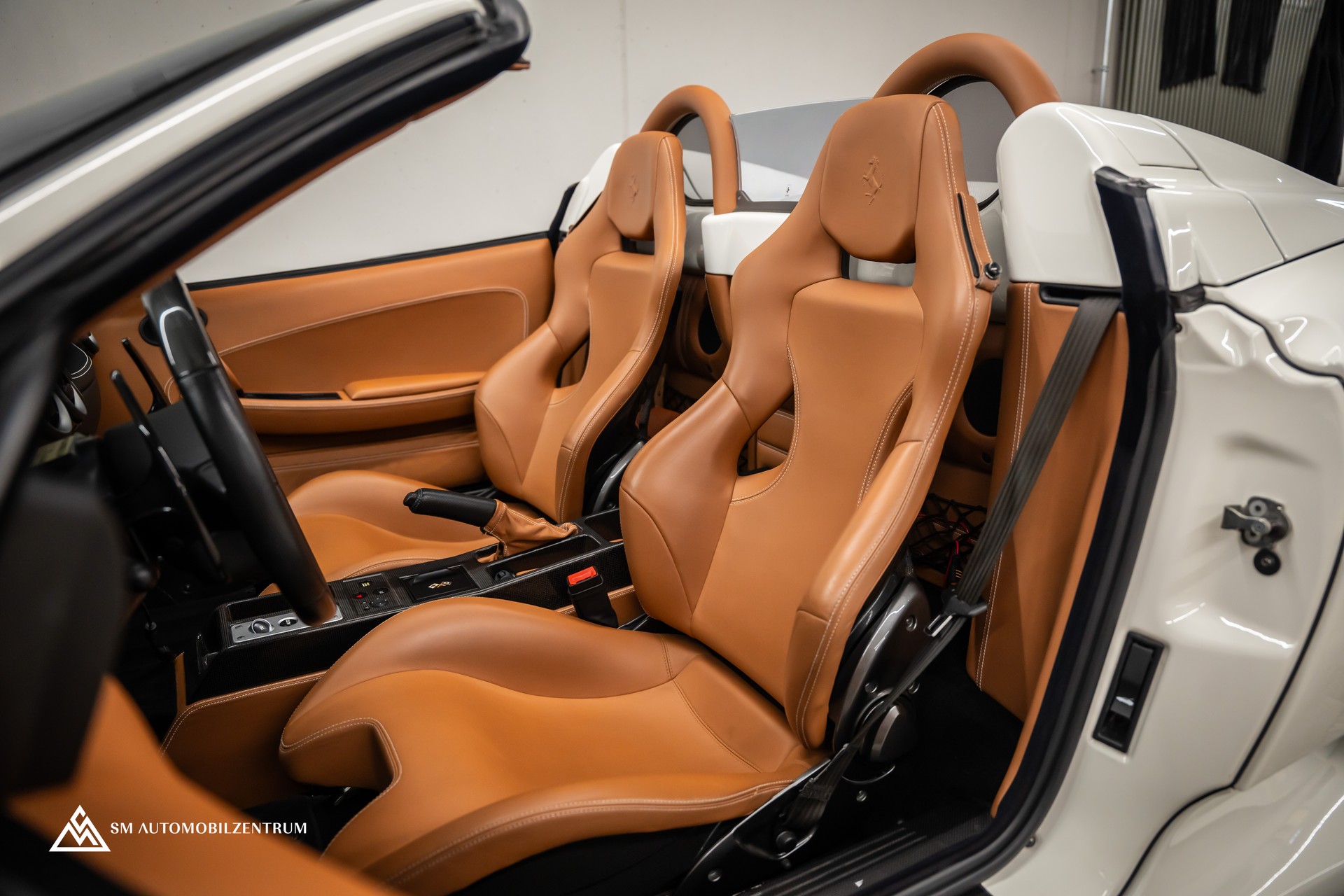 FERRARI F430 Spider / Carbon Exterieur & Interieur / Scuderia Sitze-image-18