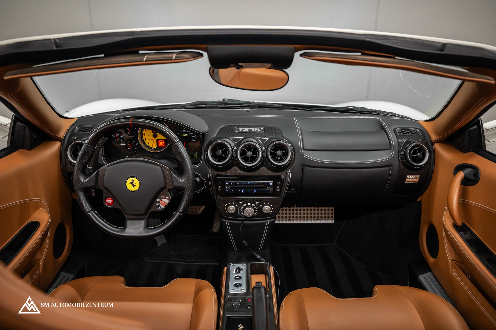FERRARI F430 Spider / Carbon Exterieur & Interieur / Scuderia Sitze-image-15