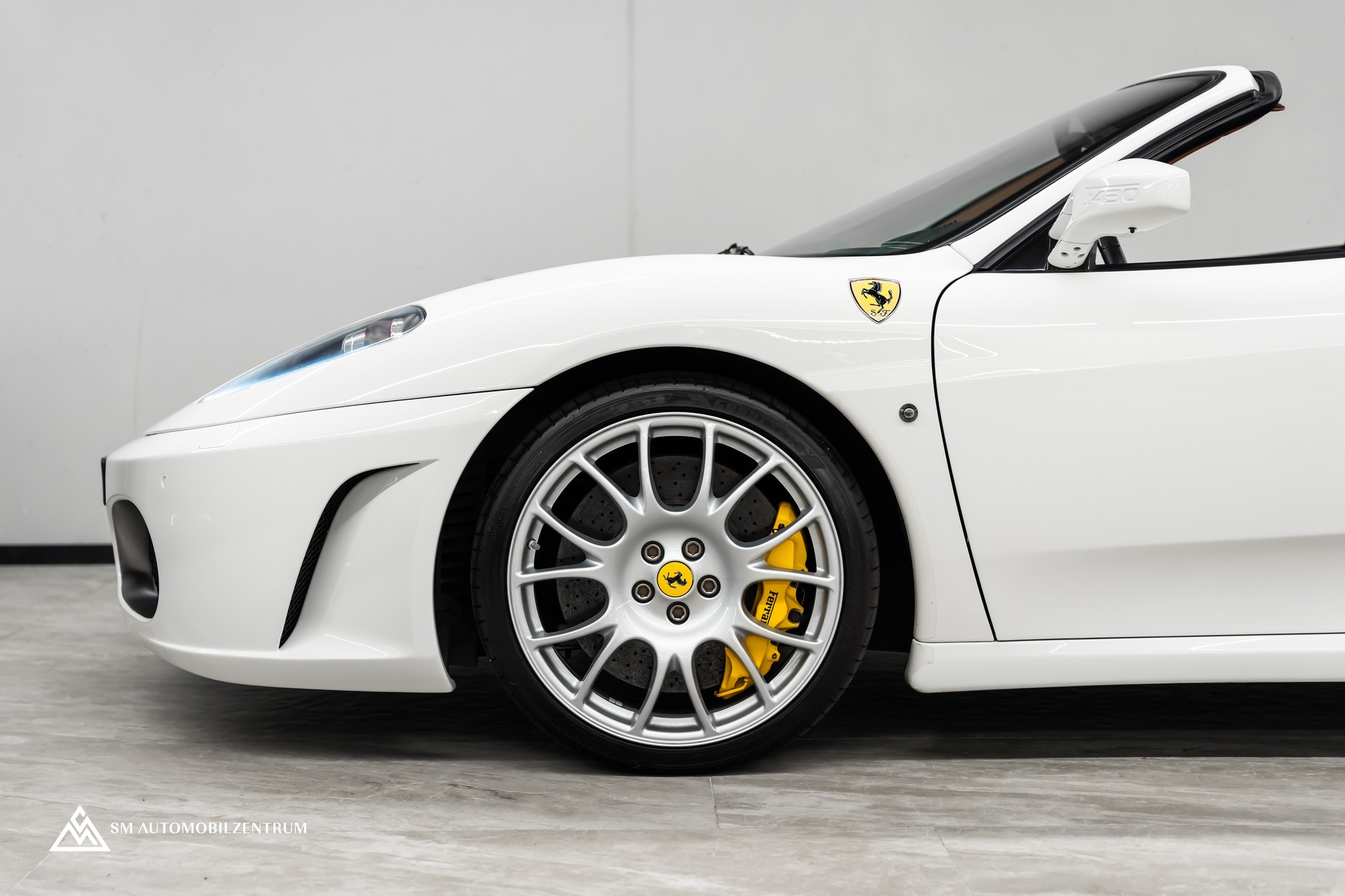 FERRARI F430 Spider / Carbon Exterieur & Interieur / Scuderia Sitze-image-6