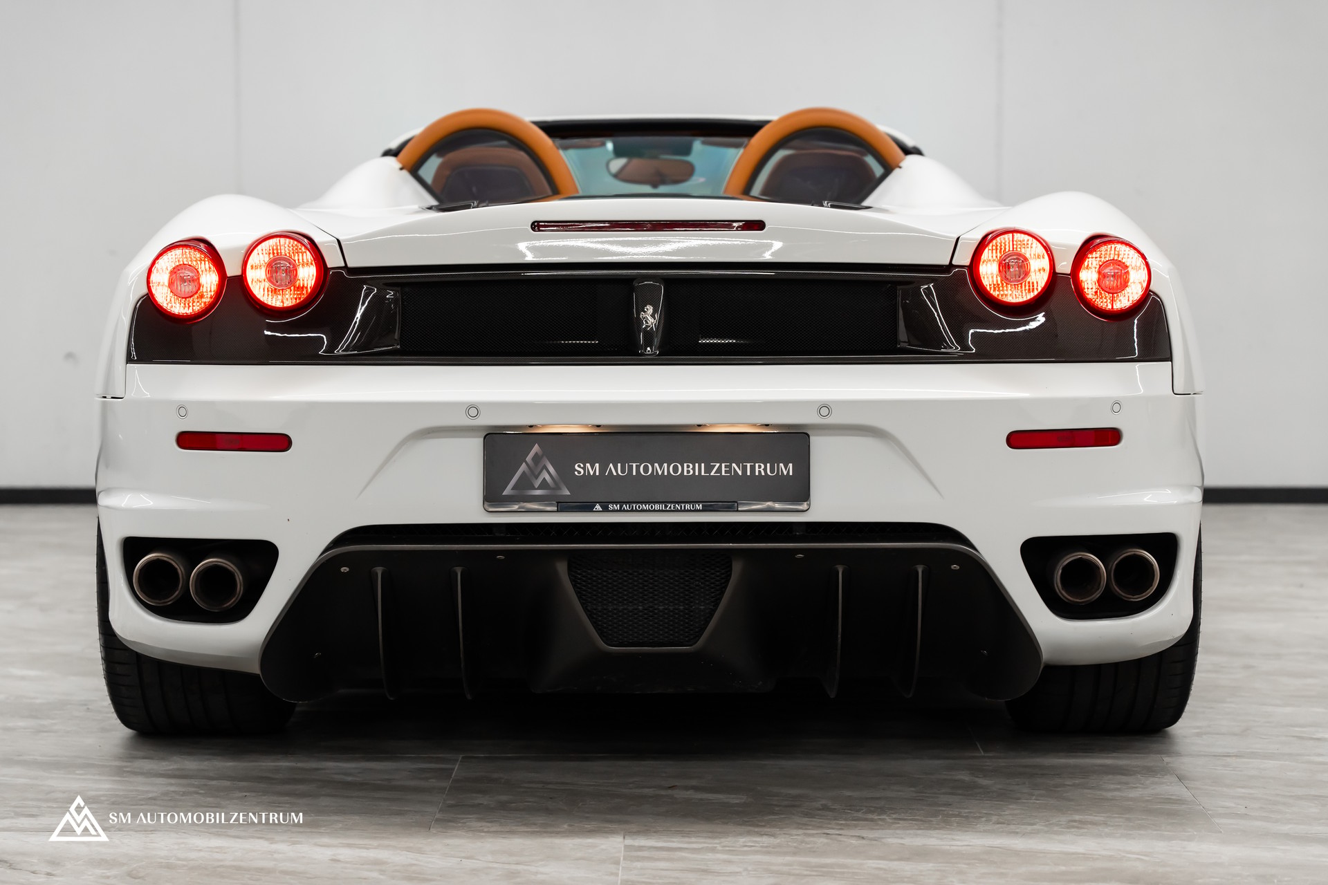 FERRARI F430 Spider / Carbon Exterieur & Interieur / Scuderia Sitze-image-11