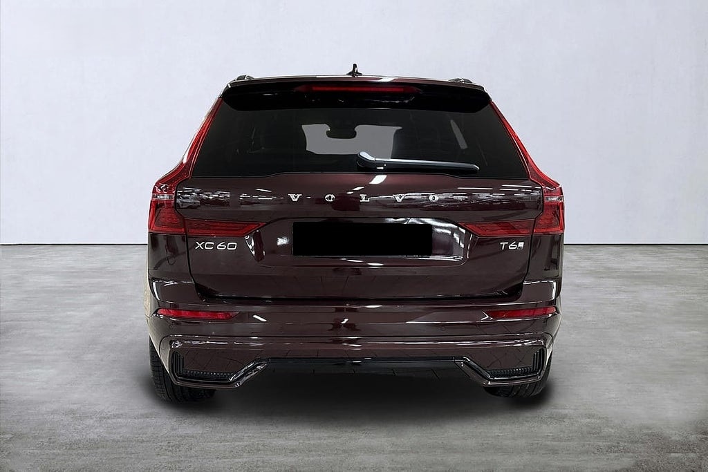 VOLVO XC60 T6 eAWD PluginHybrid Plus Dark Geartronic-image-4