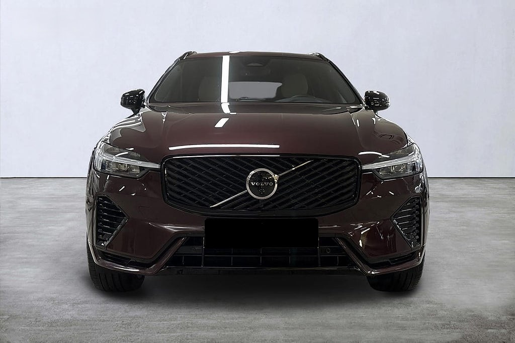 VOLVO XC60 T6 eAWD PluginHybrid Plus Dark Geartronic-image-1