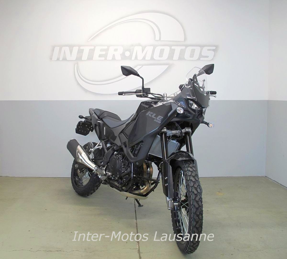 KAWASAKI KLE 500-showroom-element-1