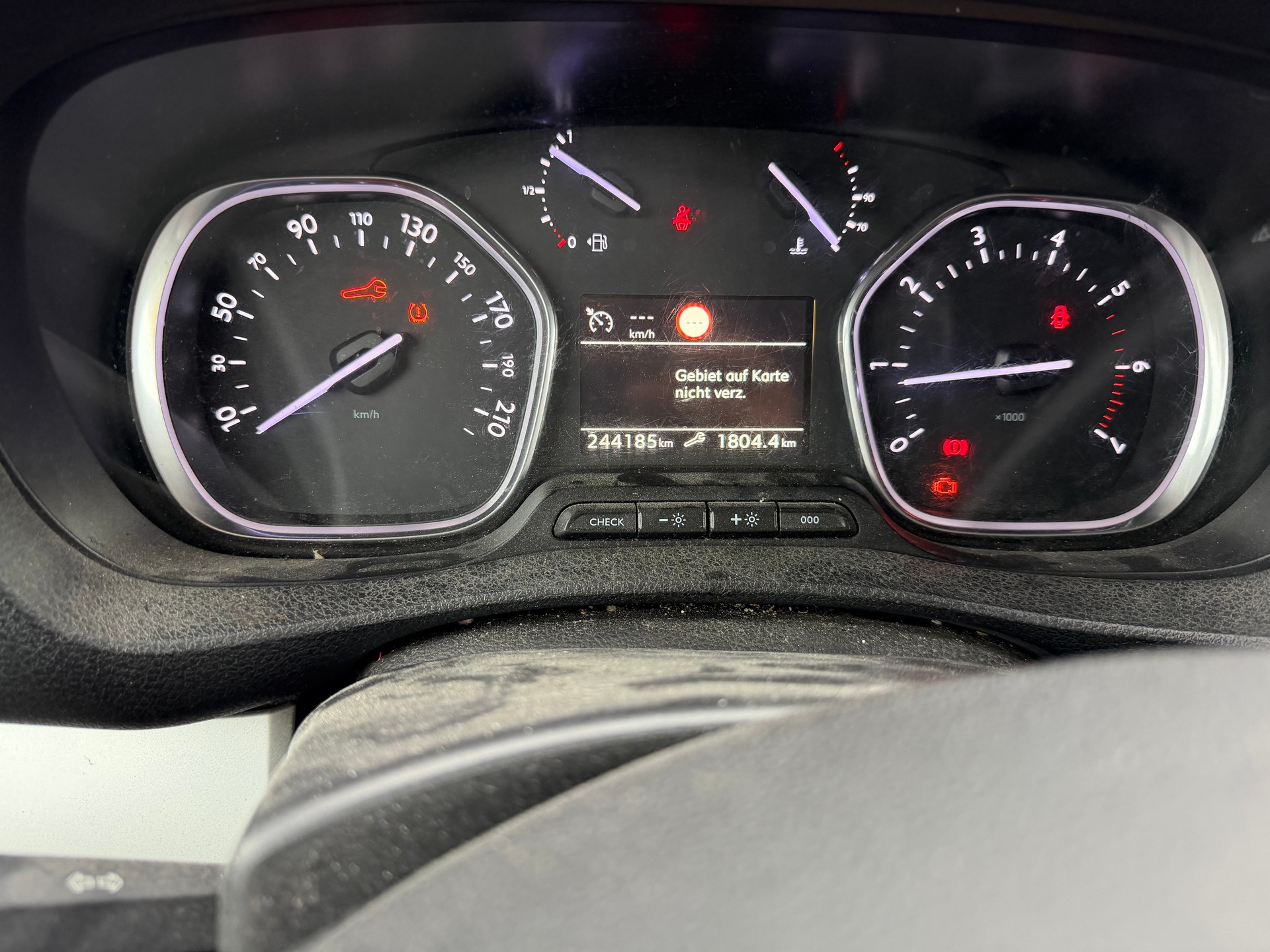 CITROEN Spacetourer 2.0 BlueHDi Shine M-image-5