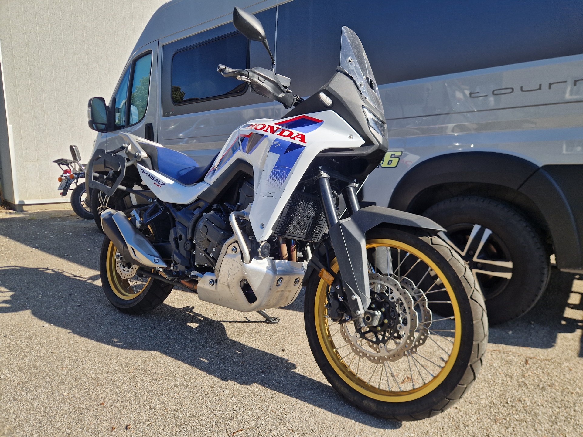 HONDA Transalp E-Clutch-image-4
