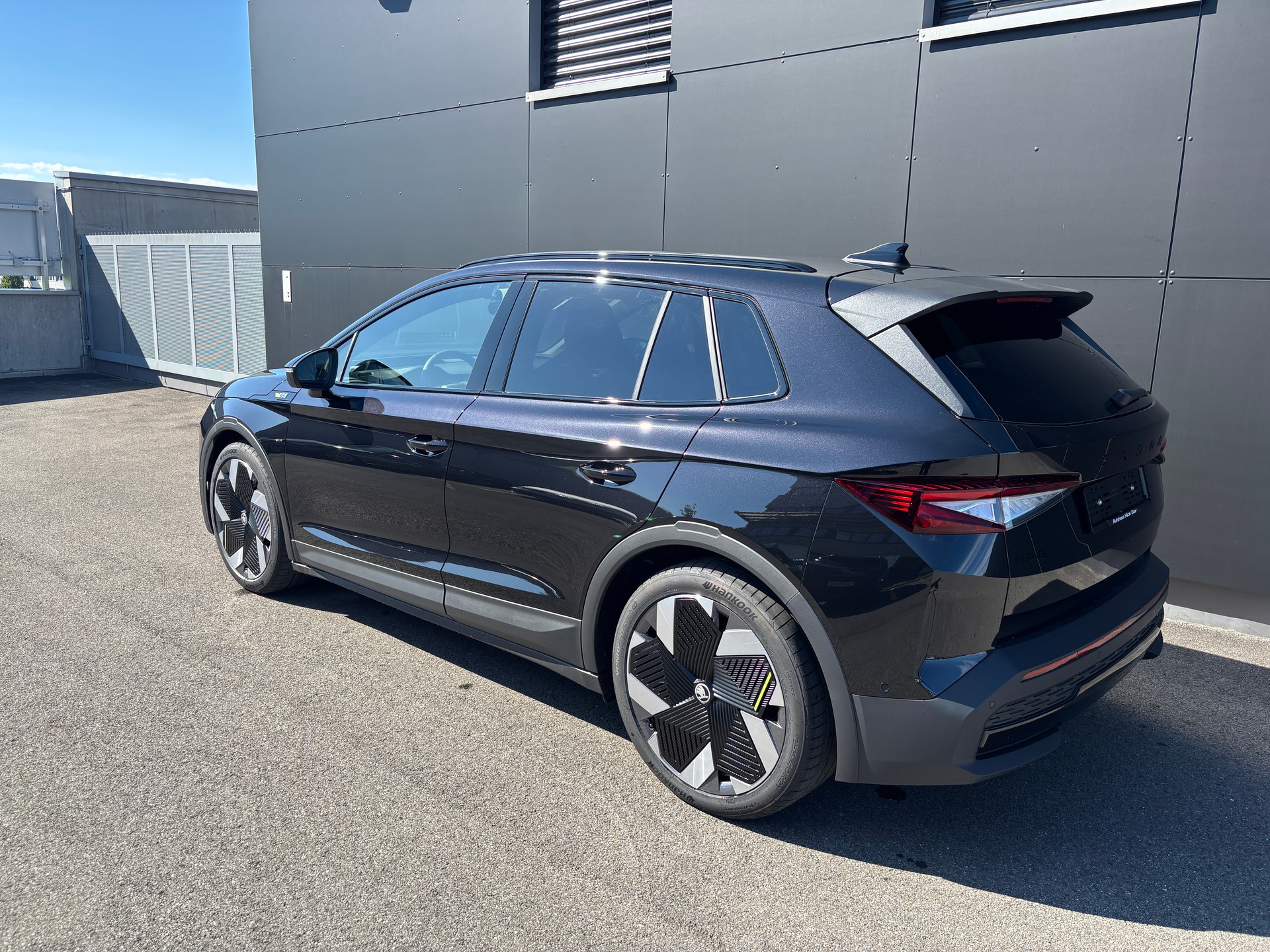 SKODA Elroq RS 4x4 Maxx **Modell 2027**-image-1