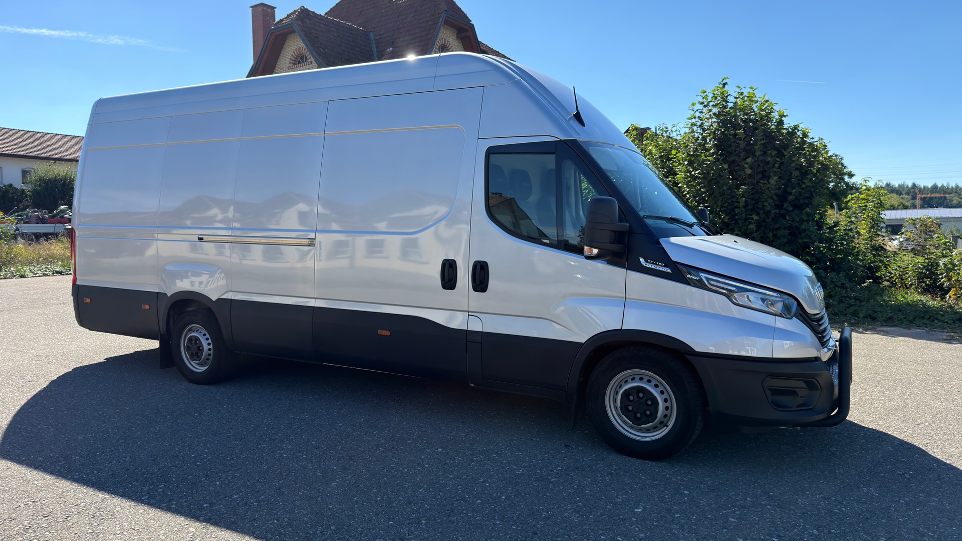 IVECO 35S18 L4H3-image-2