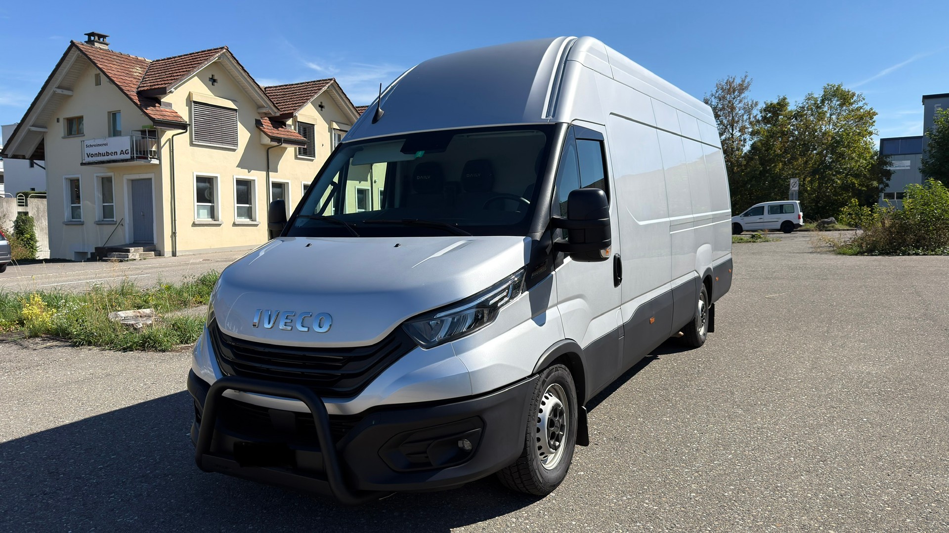 IVECO 35S18 L4H3-image-0