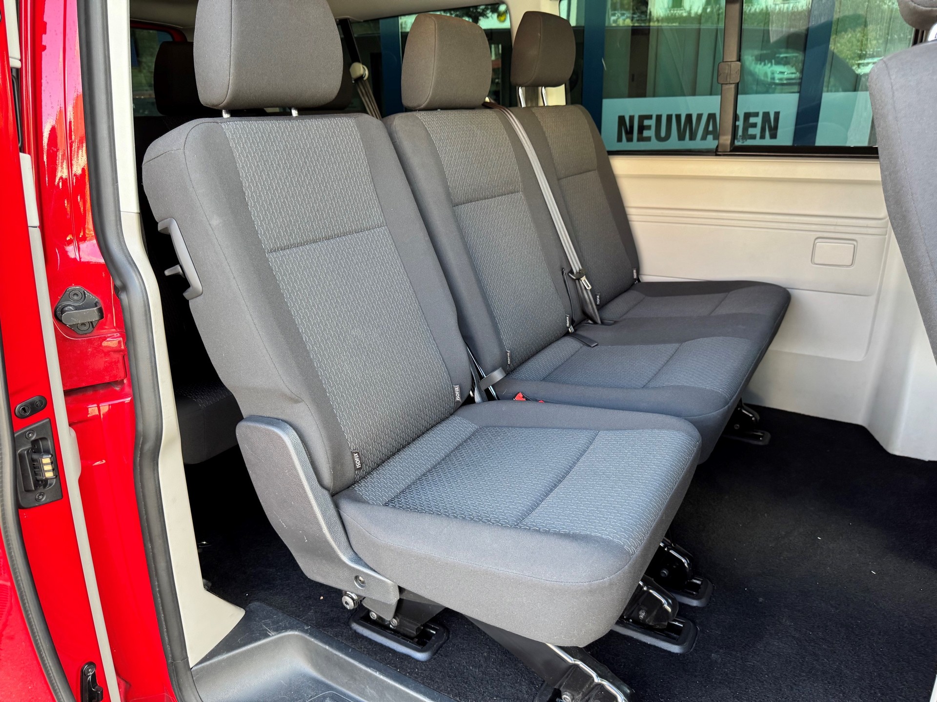 VW T6 Caravelle 2.0 TDI Trendline 4Motion DSG LWB-image-6