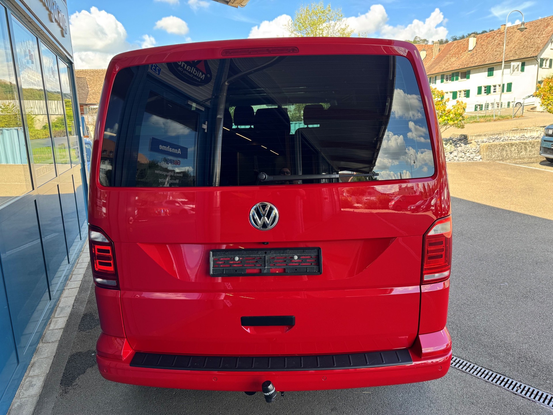 VW T6 Caravelle 2.0 TDI Trendline 4Motion DSG LWB-image-3