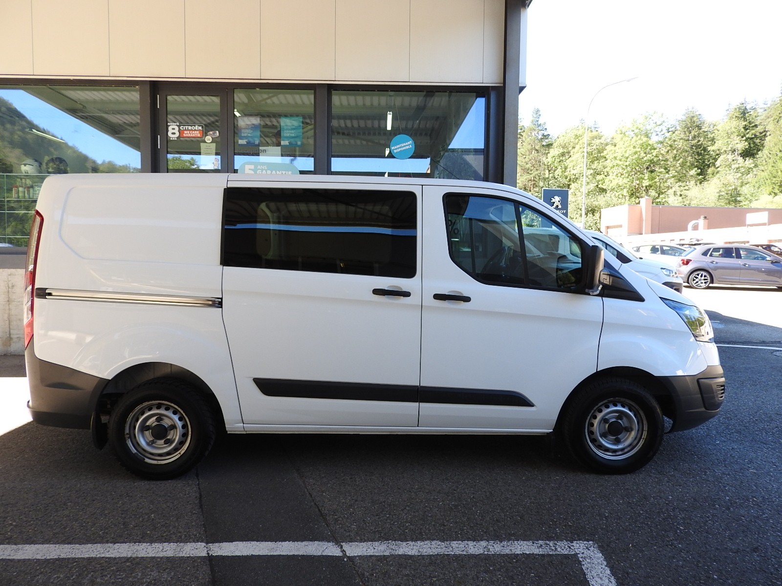 FORD Transit Custom Van 250 L1H1-image-2