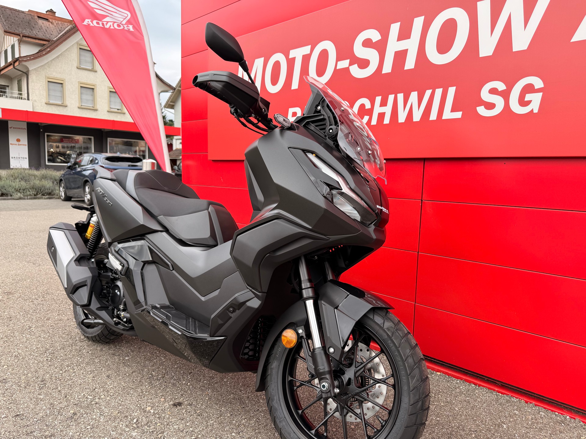 HONDA ADV 350-showroom-element-3