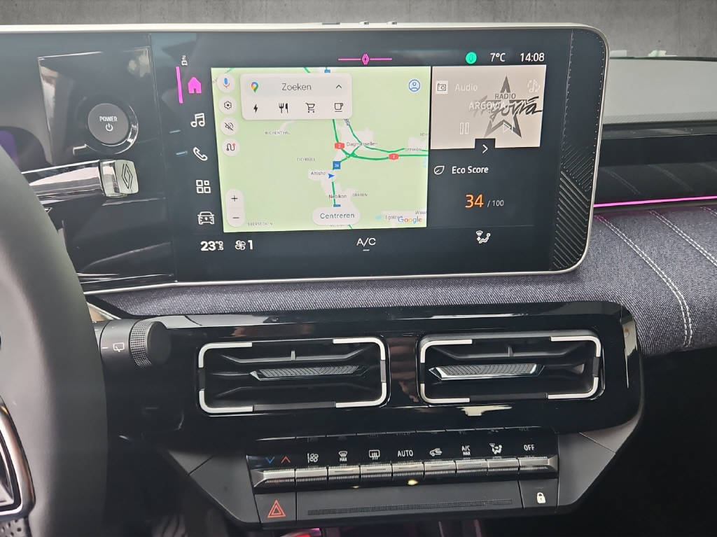 RENAULT R5 E-Tech Comfort Range techno-image-8