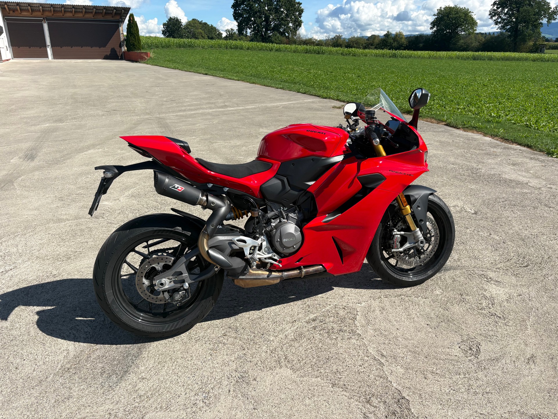 DUCATI Panigale V2 S