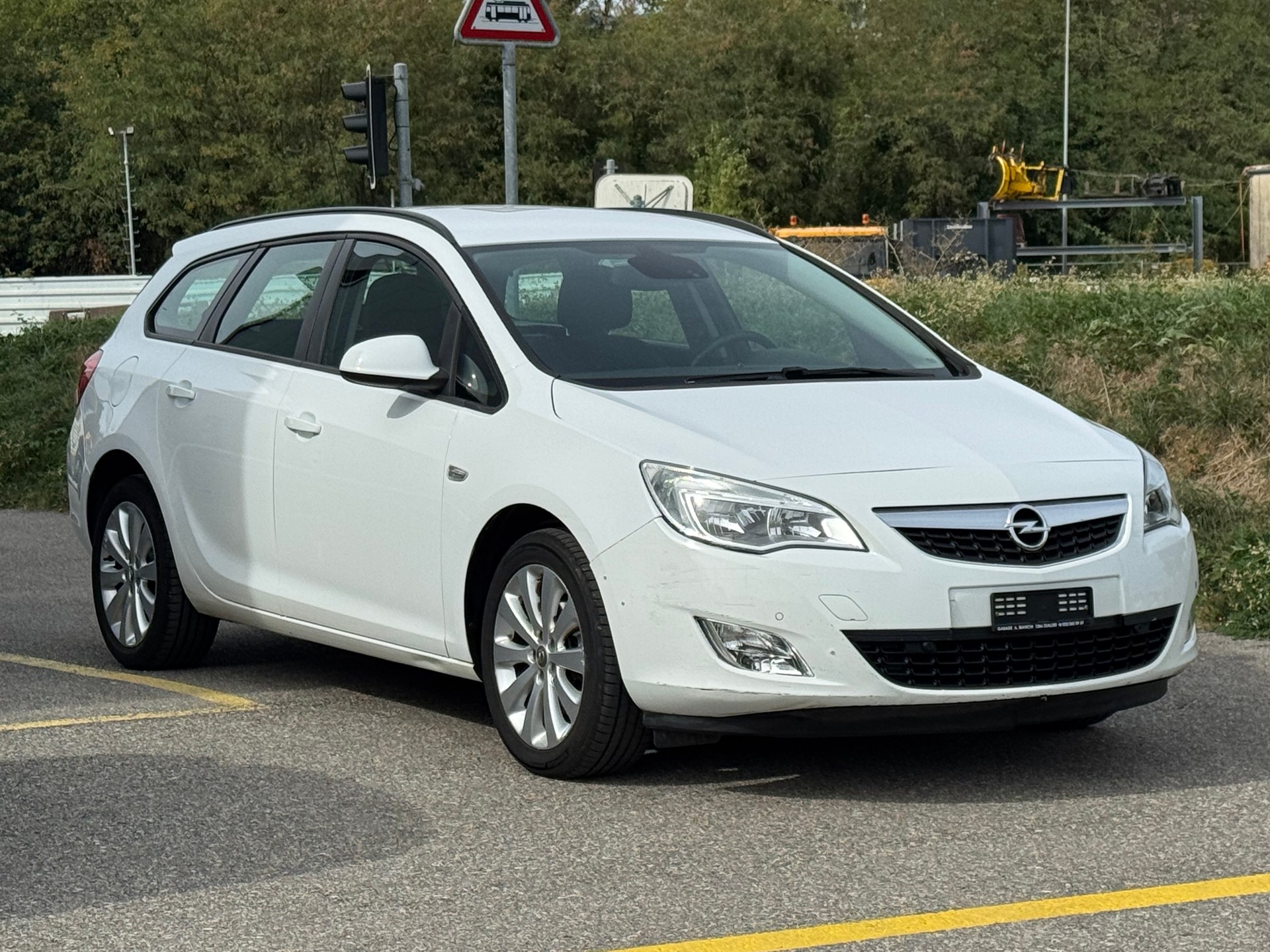 OPEL Astra SportsTourer 1.4i 16V Turbo Enjoy-image-2