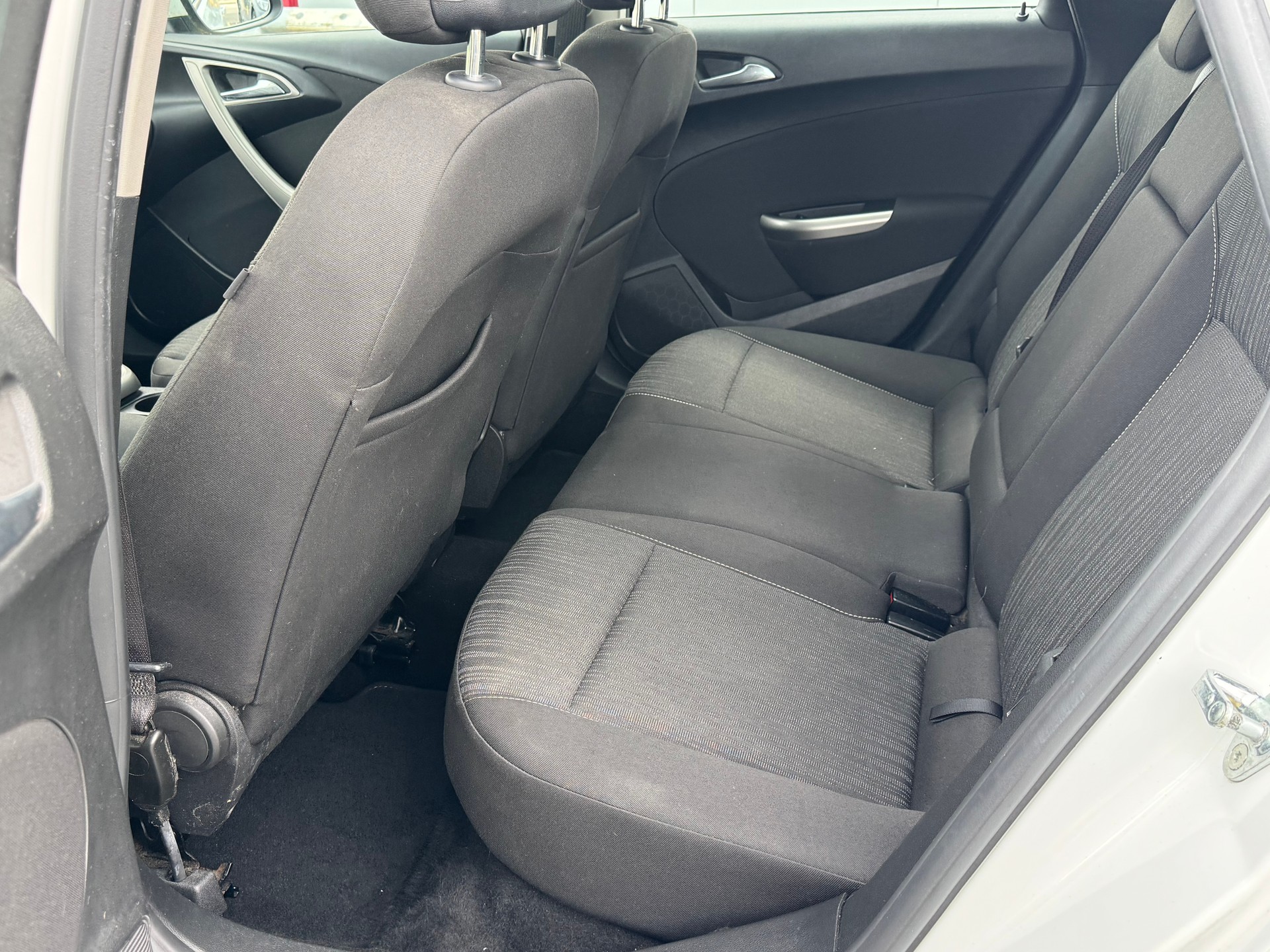 OPEL Astra SportsTourer 1.4i 16V Turbo Enjoy-image-6