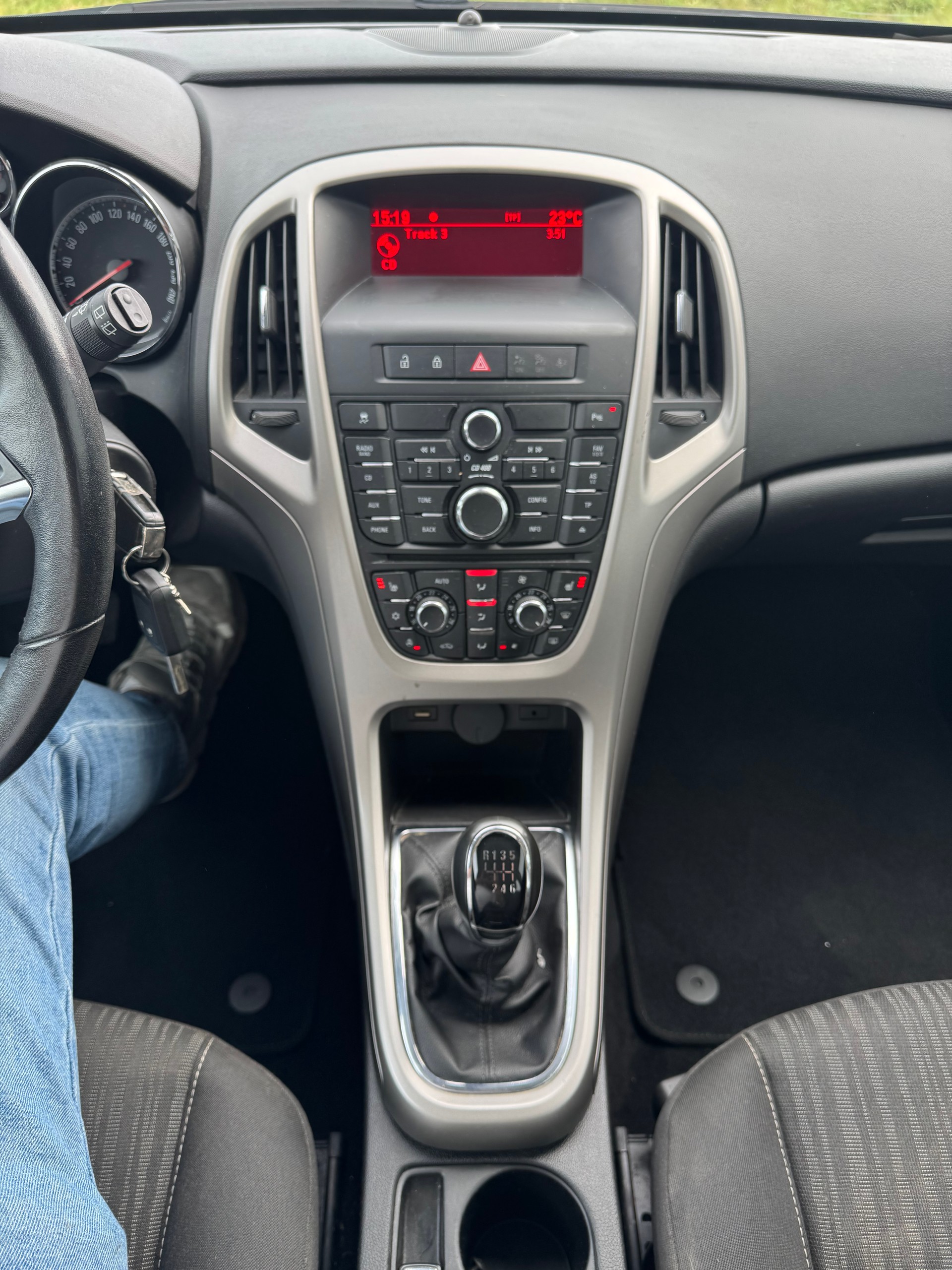 OPEL Astra SportsTourer 1.4i 16V Turbo Enjoy-image-10