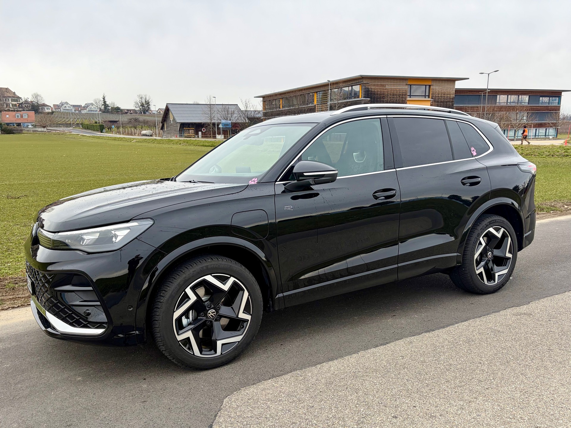 VW 1.5 TSI PHEV R-Line DSG-image-2