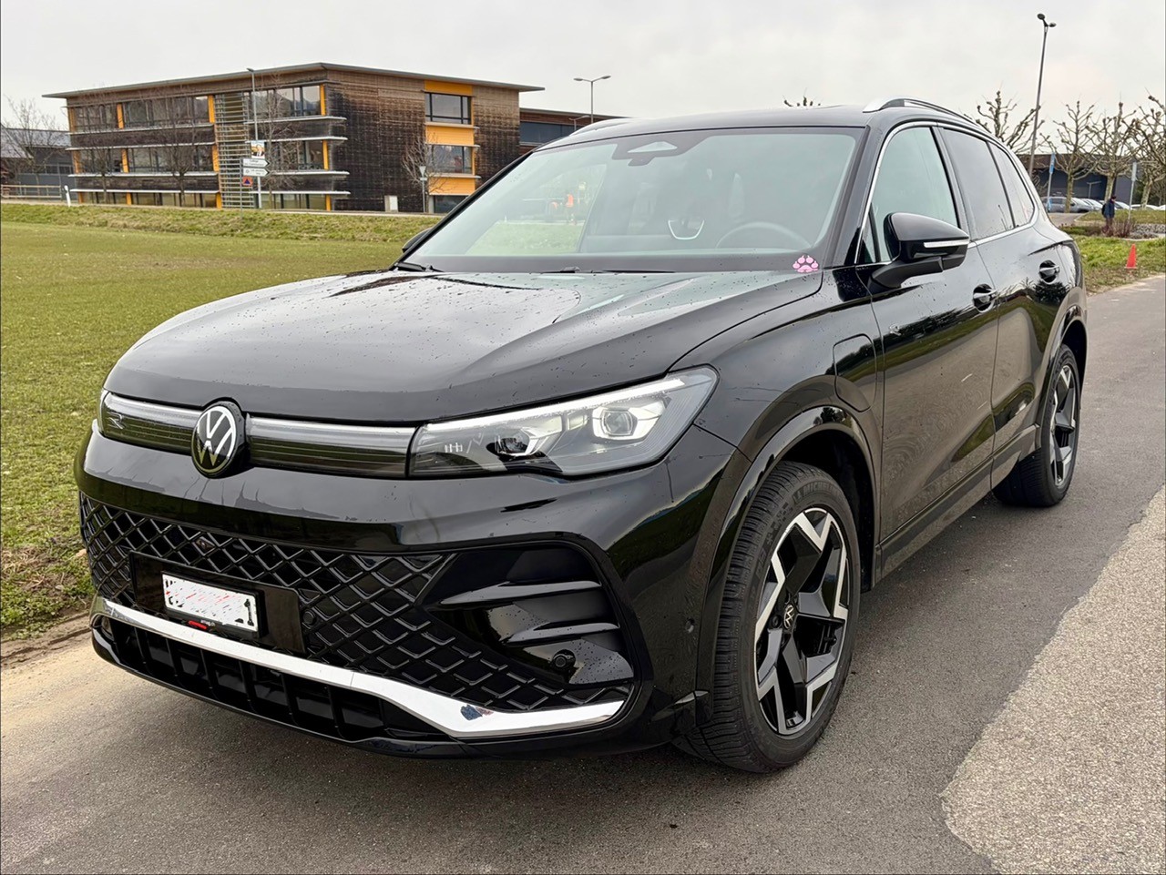 VW 1.5 TSI PHEV R-Line DSG-image-0