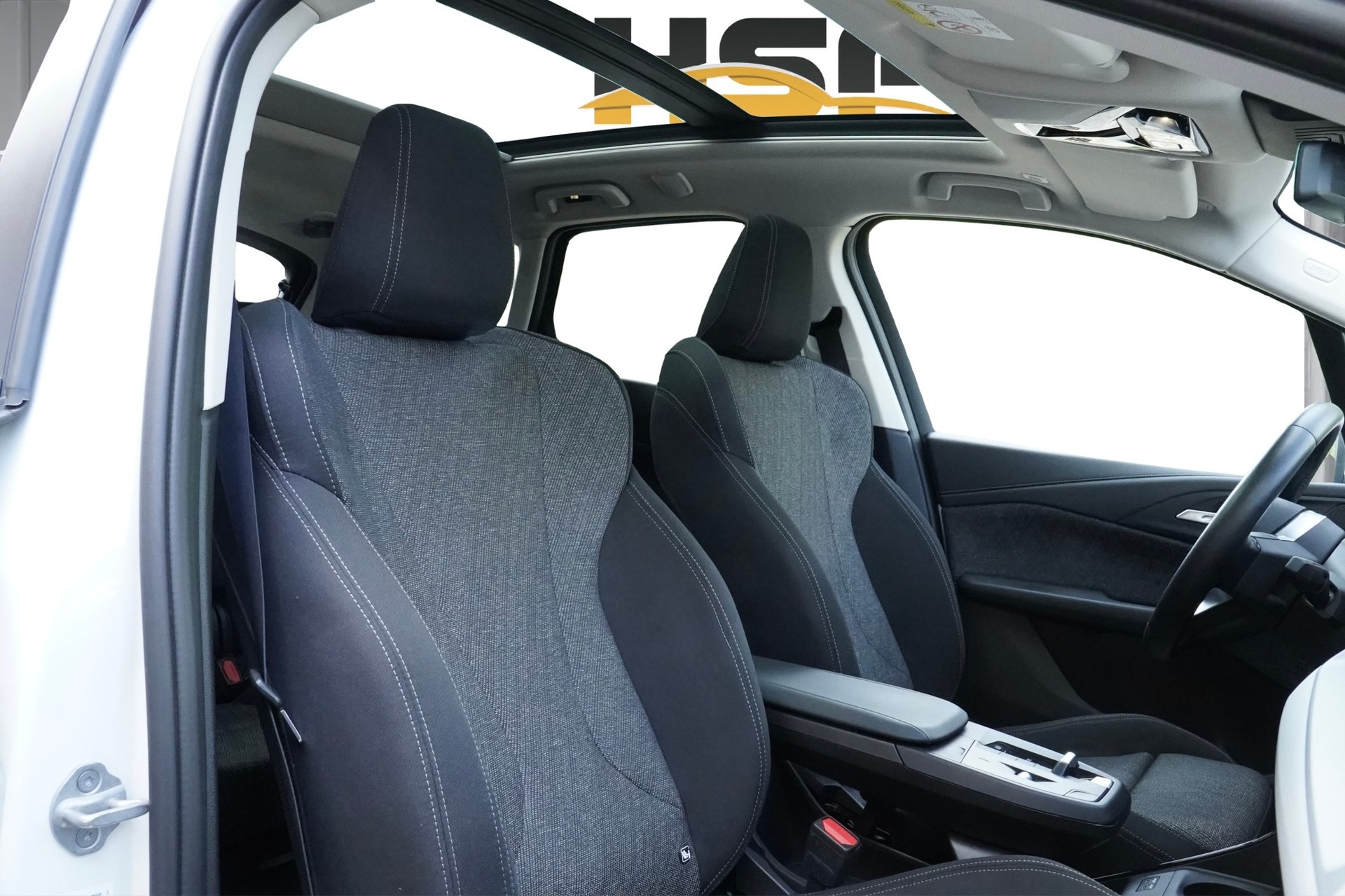 BMW 223d Active Tourer xDrive DKG *CH Fahrzeug/AHK/WERKSGARANTIE/GRATIS-SERVICE*-image-14