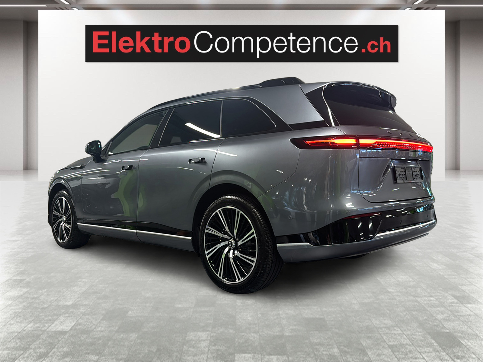 XPENG G9 93kWh Performance AWD-image-4