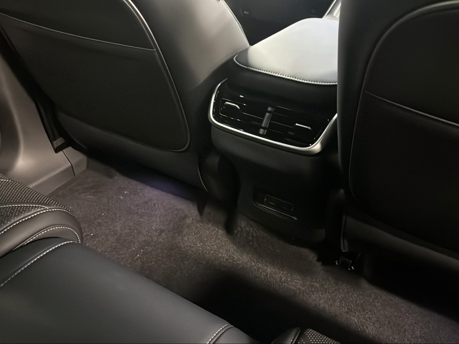 XPENG G9 93kWh Performance AWD-image-22