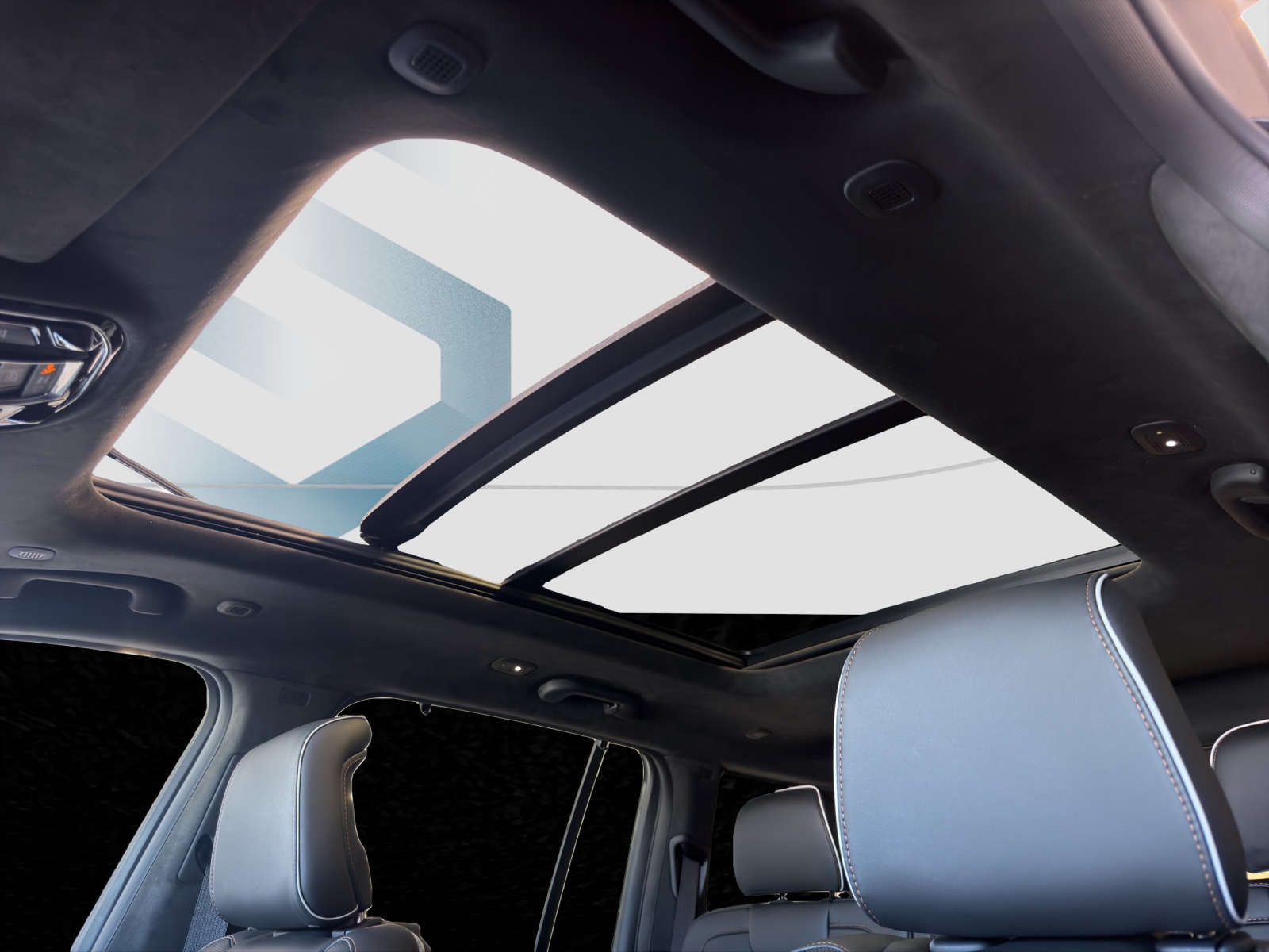 JEEP Grand Cherokee 2.0 PHEV Summit Res-image-11