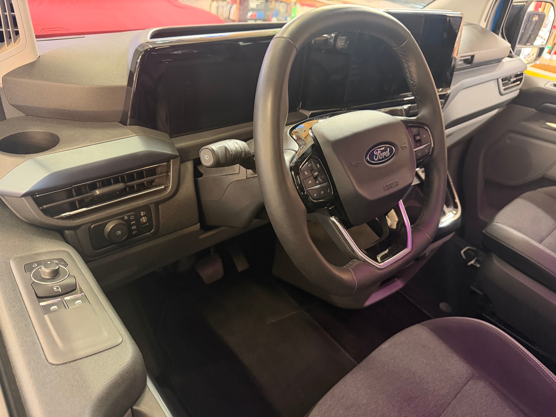 FORD TOURNEO CUSTOM "VANEXT" 4X4 5 PLÄTZER CAMPER "HÖHER" 170 PS DIESEL "SPEZIAL AUFBAU" MIT MFK CH !! MIT AHK.-image-22