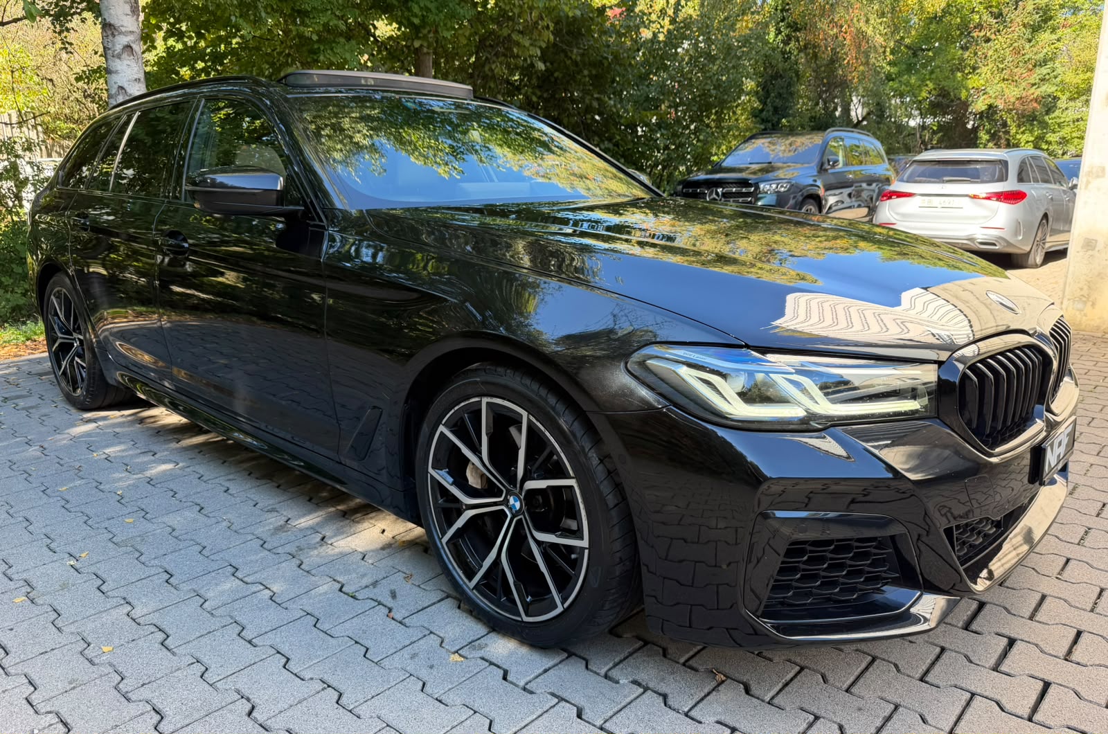 BMW 540i xDrive 48V Touring M Sport Steptronic-image-6