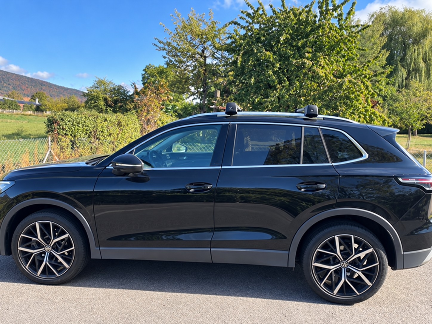VW 2.0 TSI Elegance DSG 4motion-image-1