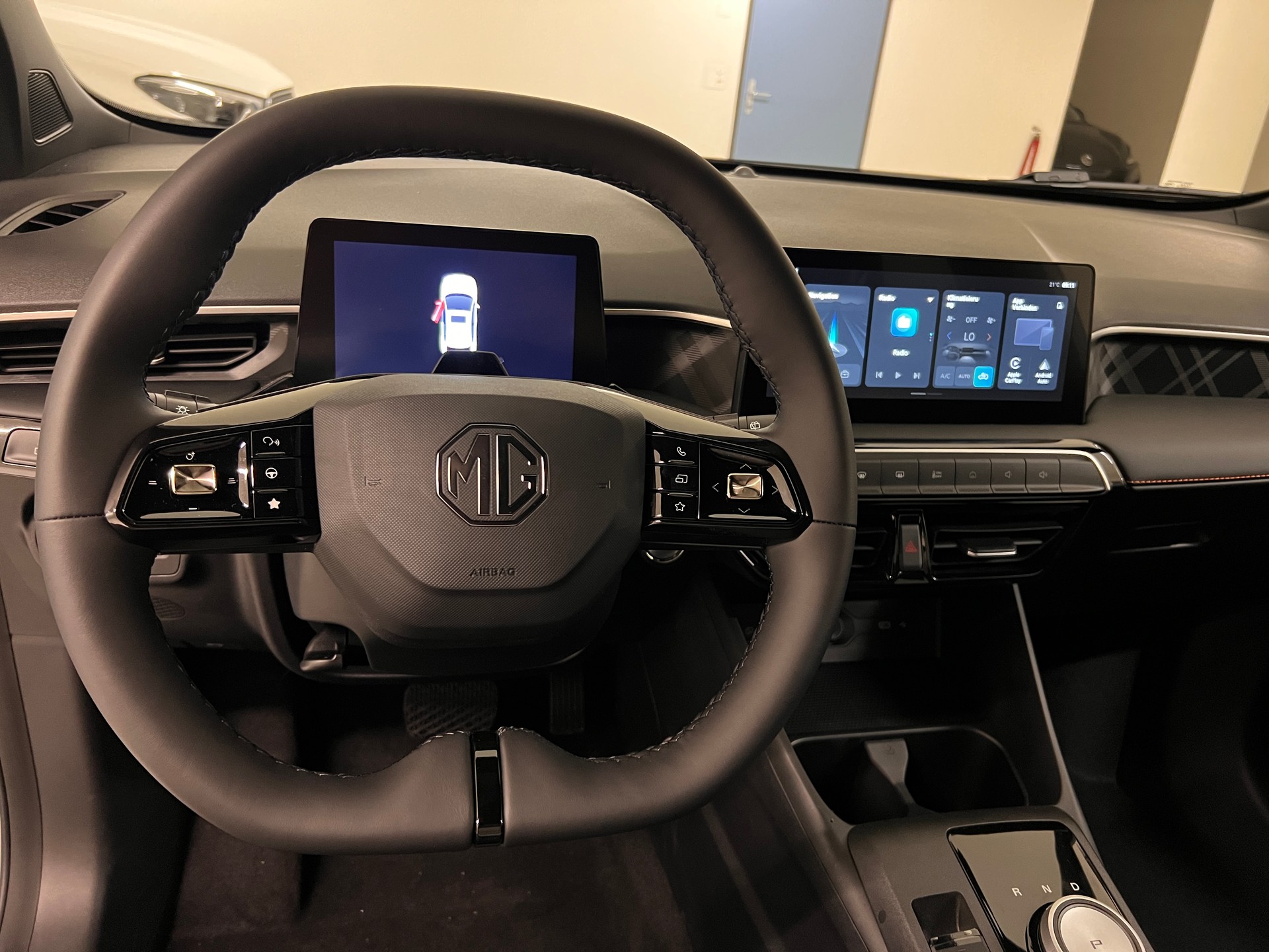 MG 3 1.5 Hybrid Luxury Aut.-image-10