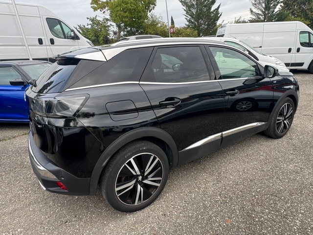 PEUGEOT 3008 1.5 BlueHDi GT Pack EAT8-image-2