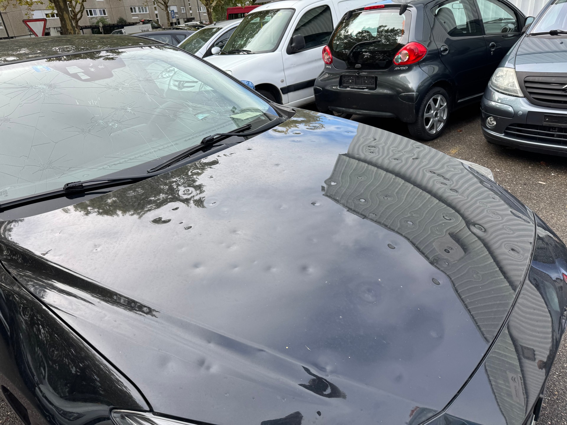 MAZDA 3 2.2 16V CD Revolution-image-6