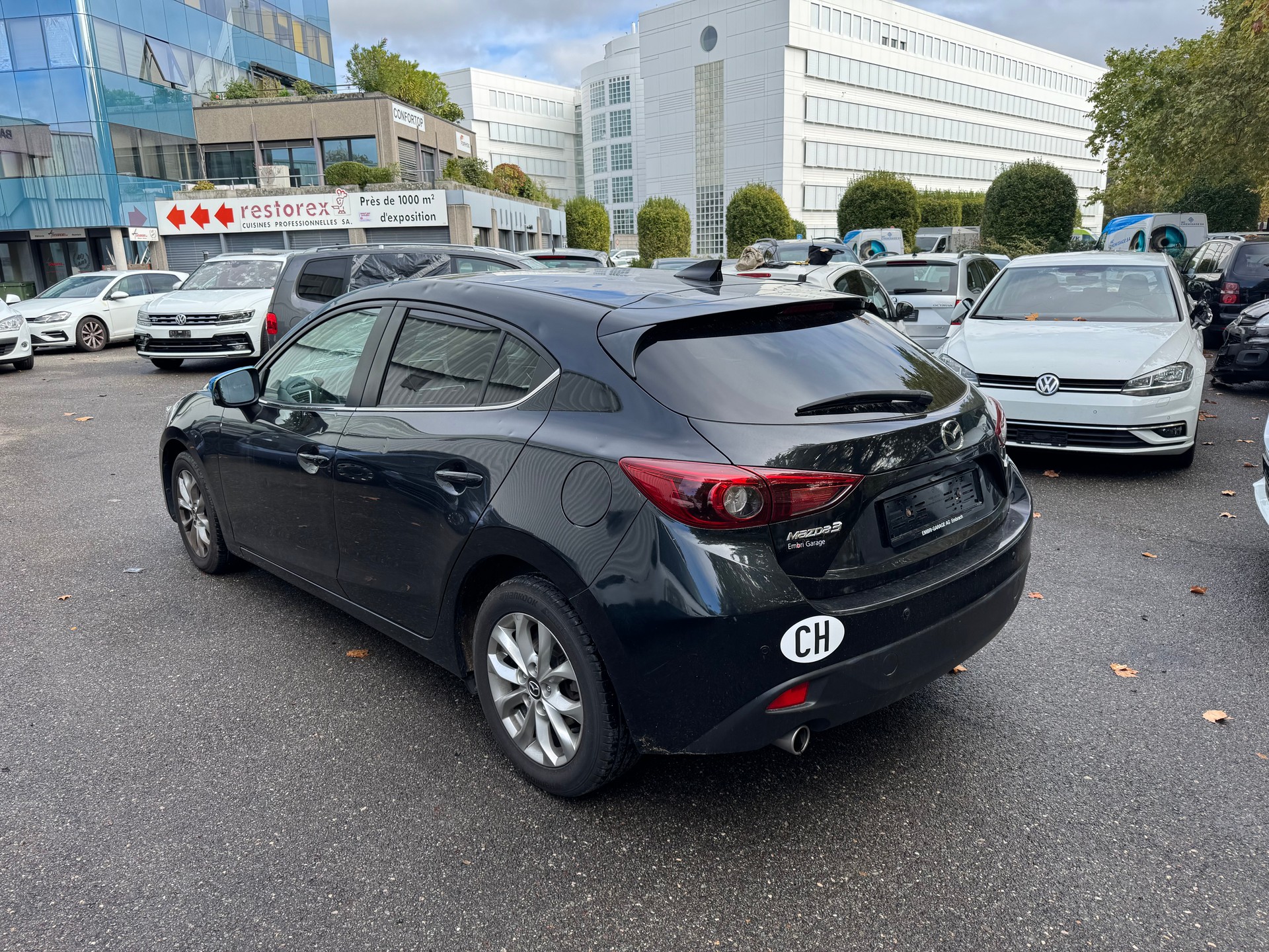 MAZDA 3 2.2 16V CD Revolution-image-10