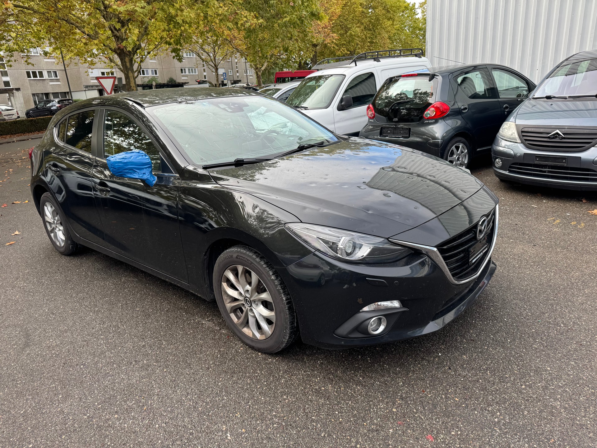 MAZDA 3 2.2 16V CD Revolution-image-1