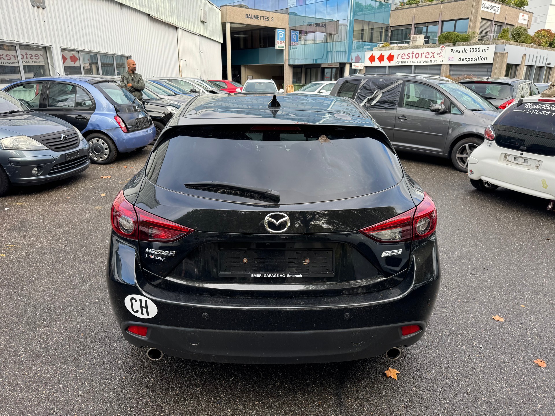 MAZDA 3 2.2 16V CD Revolution-image-11