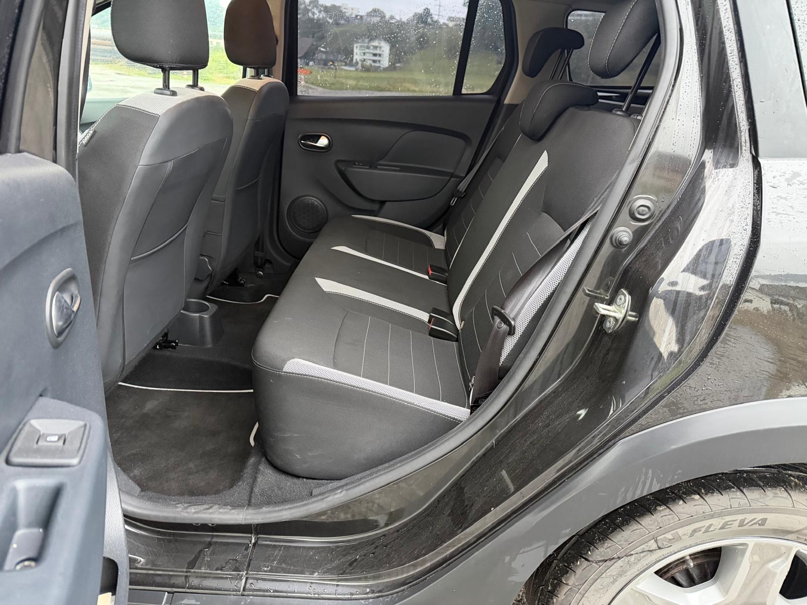 DACIA Logan MCV 0.9 Stepway-image-10