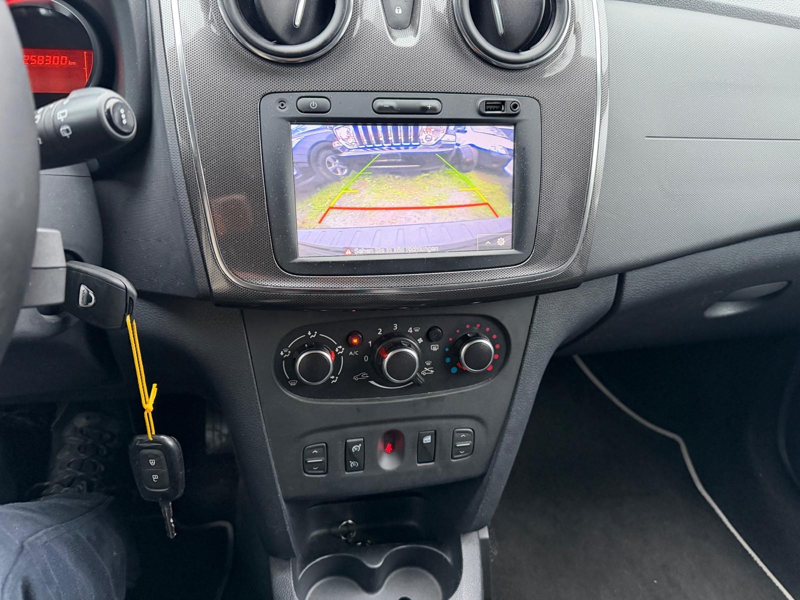 DACIA Logan MCV 0.9 Stepway-image-13